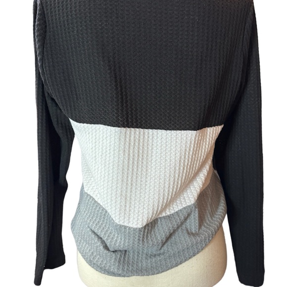 Loose fit sweater - Picture 3 of 5